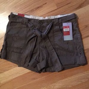 Mossimo Supply Co. Low Rise Shorts Women’s Size 9